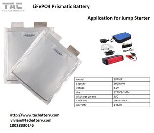 빠른 충전 3600 mah 리튬 배터리는 자동차 점프 스타터  12V Lifepo4 사방정계 셀을 운영했습니다