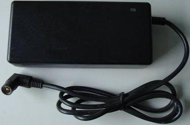 29.4V 2A E 자전거 Portable 3 Pin 배터리 충전기 157mm x 72mm x 45mm